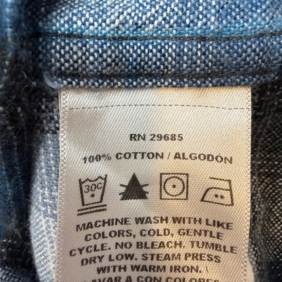 Pendleton Plaid Flannel Shirt Mens Size Small Blue Black White Button Down - Picture 7 of 7